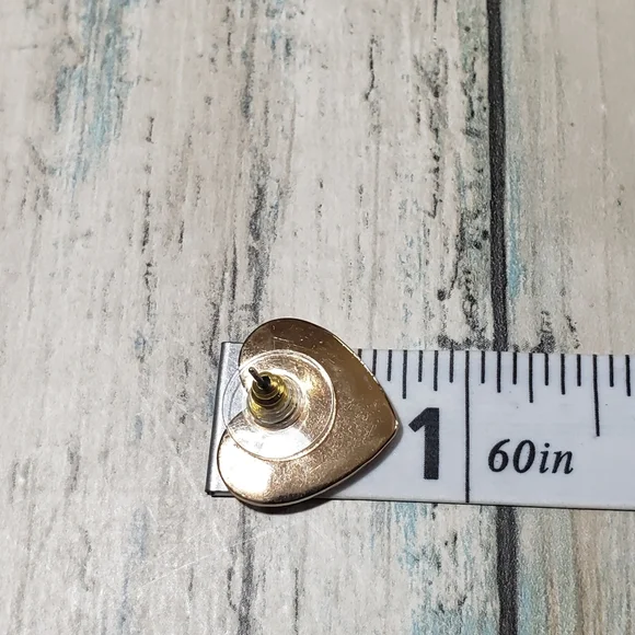 Gold Hearts Necklace Set. - Picture 9 of 9